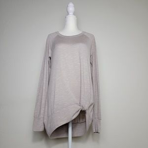 Juicy Couture Front Twist Light Sweater M